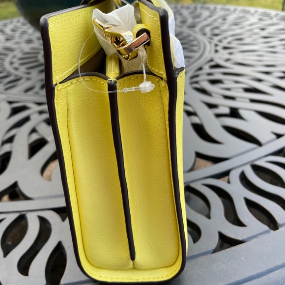 NWT Michael Kors Sunshine Yellow crossbody - Picture 7 of 16